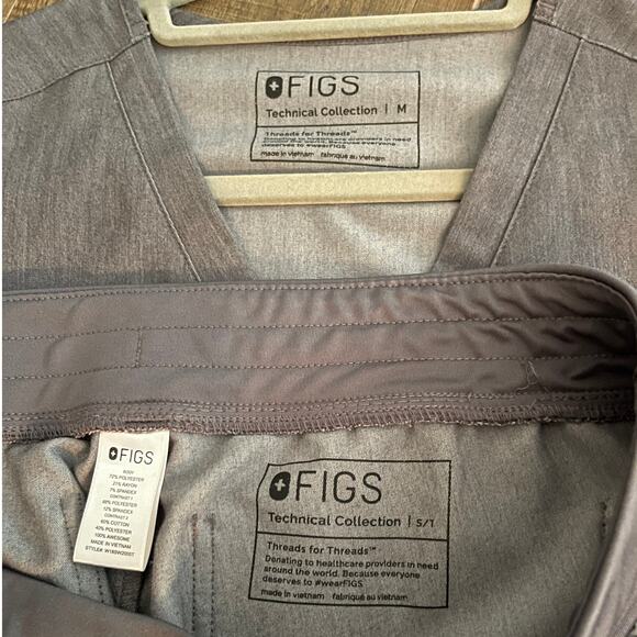Figs Technical Collection Women's Scrub Set PANTS SMALL S/T & TOP MEDIUM - Picture 4 of 12